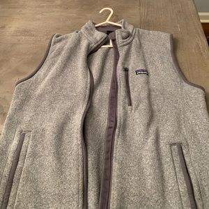 EUC Patagonia vest gray L